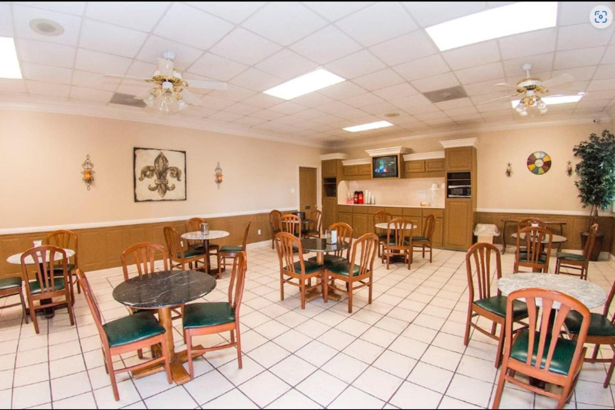 Oyo Hotel Audubon Baton Rouge Port Allen I-10 Exterior photo